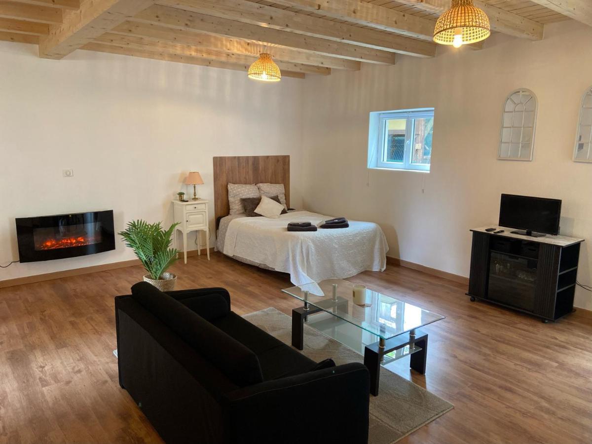 Le Chene: Petit Chalet Cosy Proche De Mulhouse Riedisheim Exterior photo